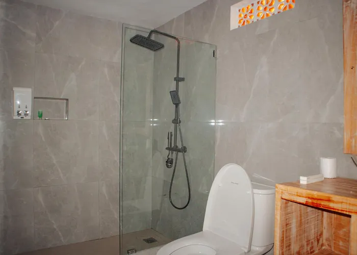 Griyani 3*